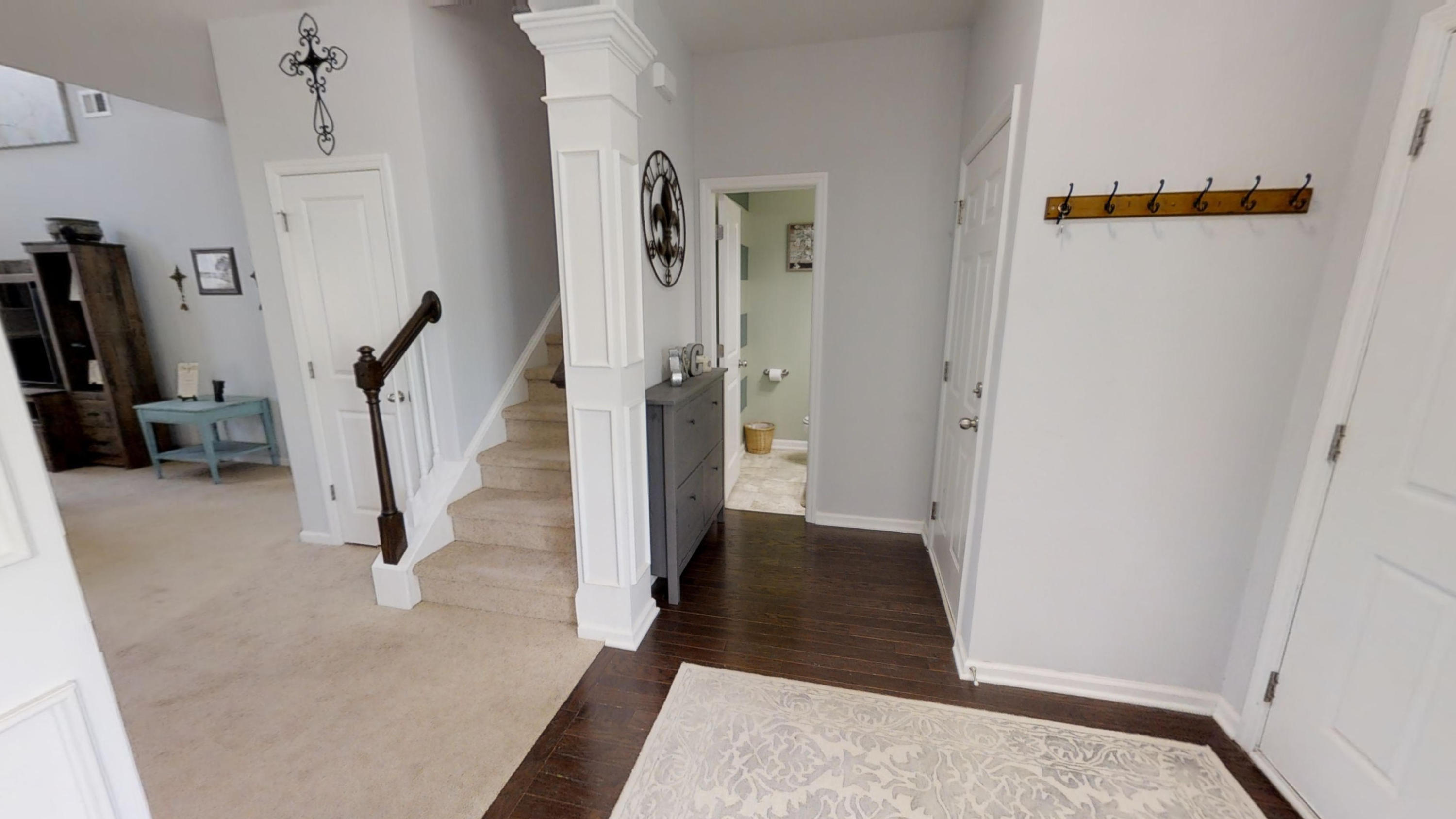 Foyer to Upstairs
