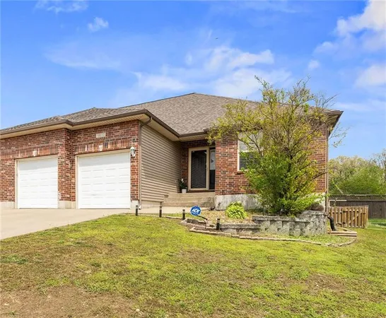 $313,900 | 1803 Villa Drive, Warrensburg, MO 64093