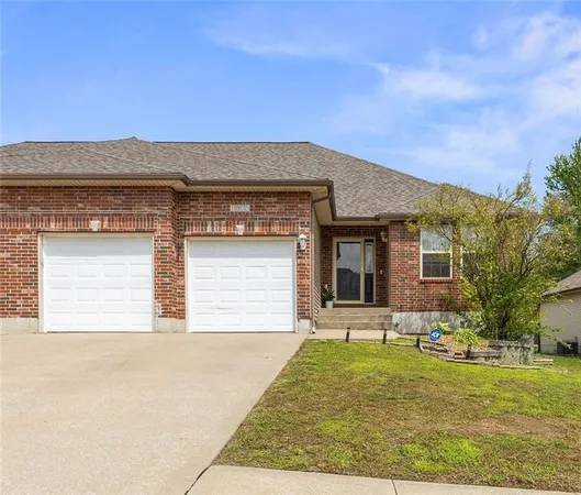 $313,900 | 1803 Villa Drive, Warrensburg, MO 64093