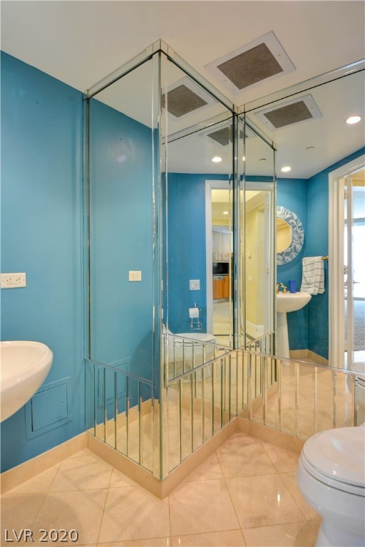 2877 Paradise Road, Unit 304 Las Vegas, NV 89109 - Photo 18 of 43