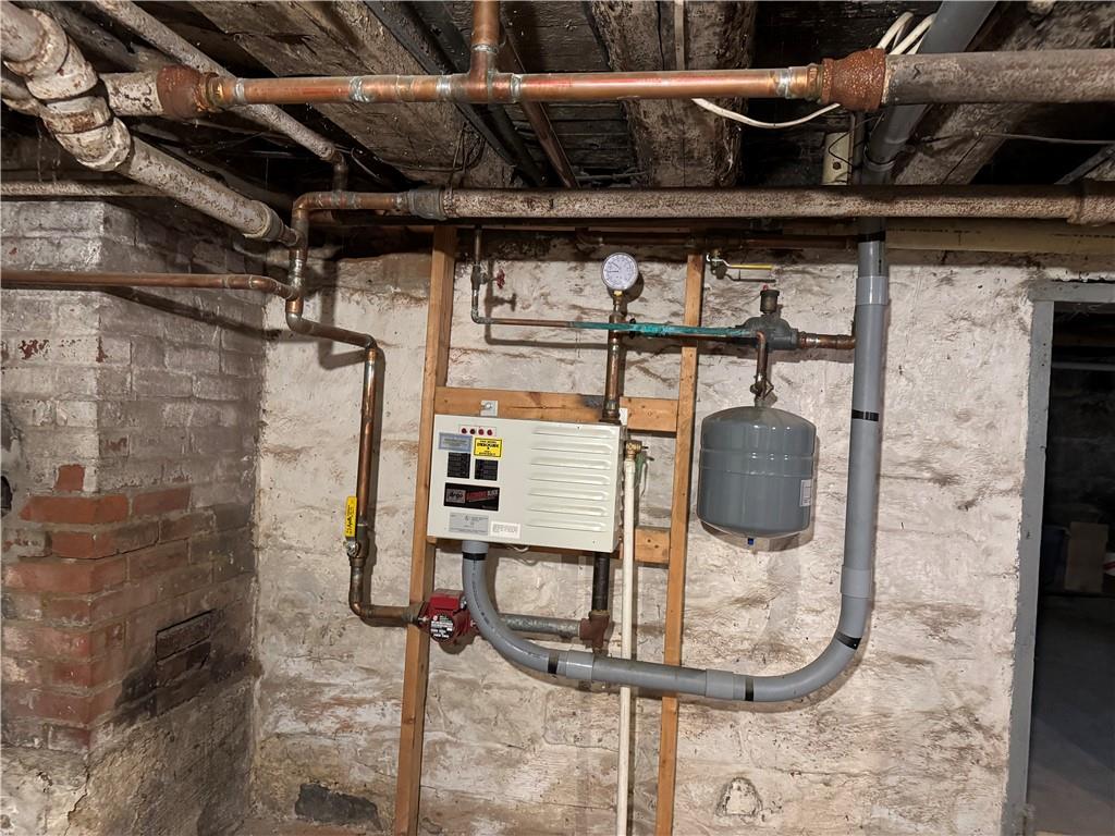 828 Brownhome Road New Castle, PA 16101 - Photo 33 of 47 Hot water furnace with back flow system