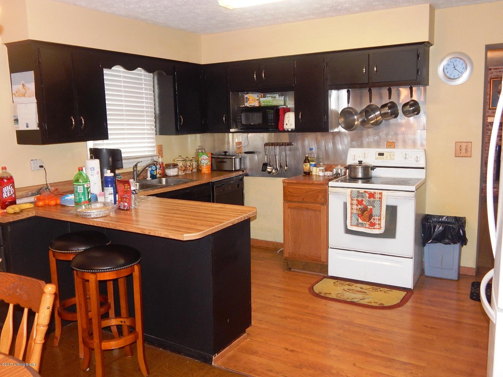 2116 Greenbriar Road Mount Washington, KY 40047 - Photo 5 of 18 DSCN5146