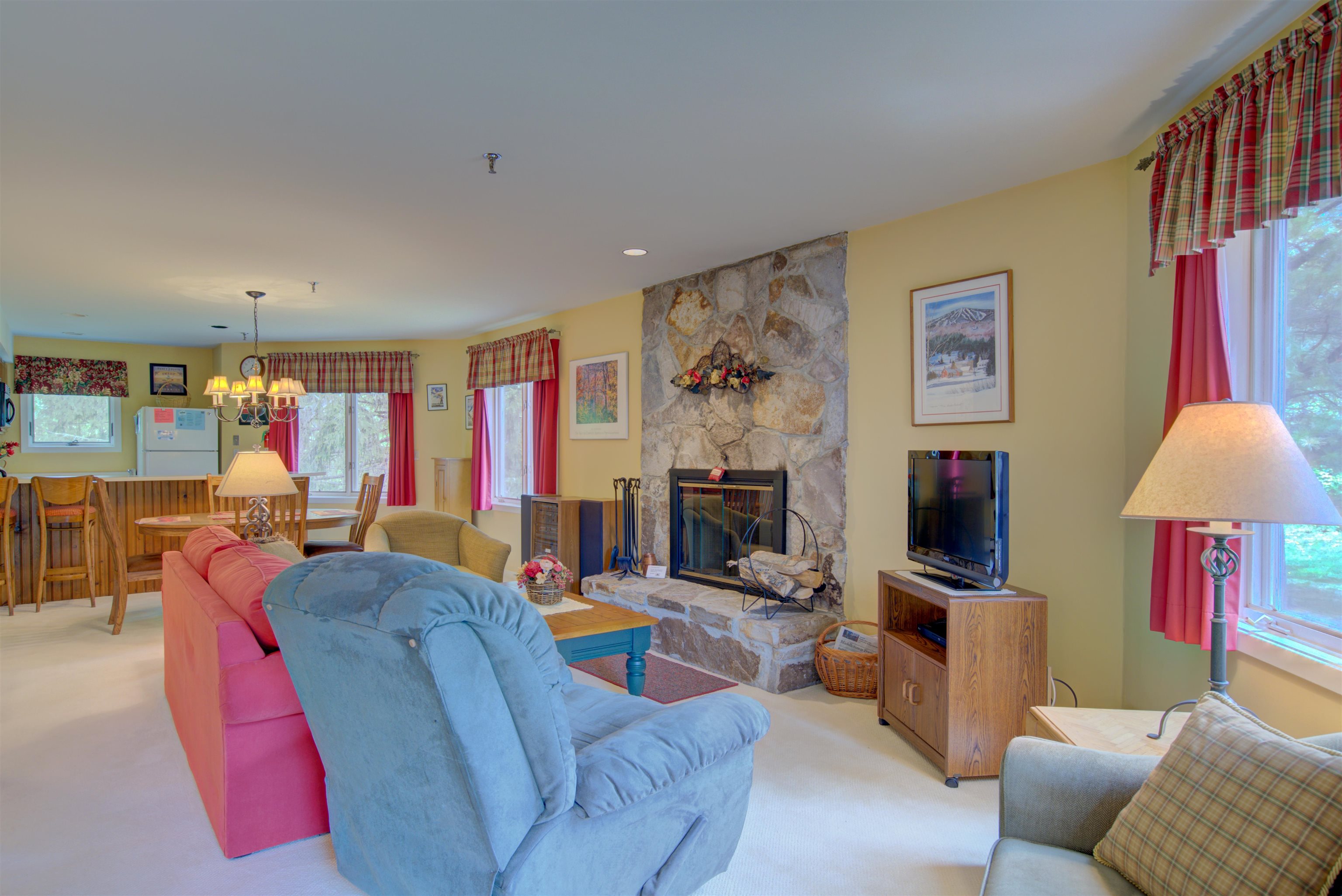 41 High Point Drive, Unit E11 Stratton, VT 05155 - Photo 4 of 16 Gallery Image 4