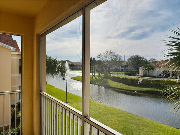 $1,750 | 2448 57th Circle, Unit 2448, Vero Beach, FL 32966