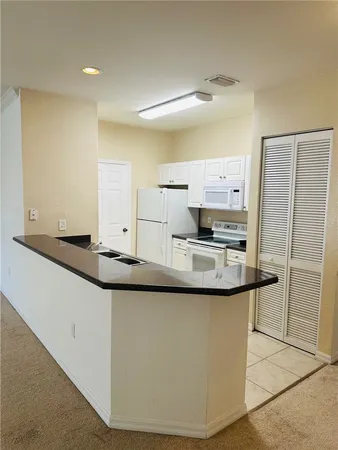 $1,750 | 2448 57th Circle, Unit 2448, Vero Beach, FL 32966