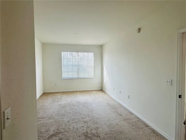 $1,750 | 2448 57th Circle, Unit 2448, Vero Beach, FL 32966