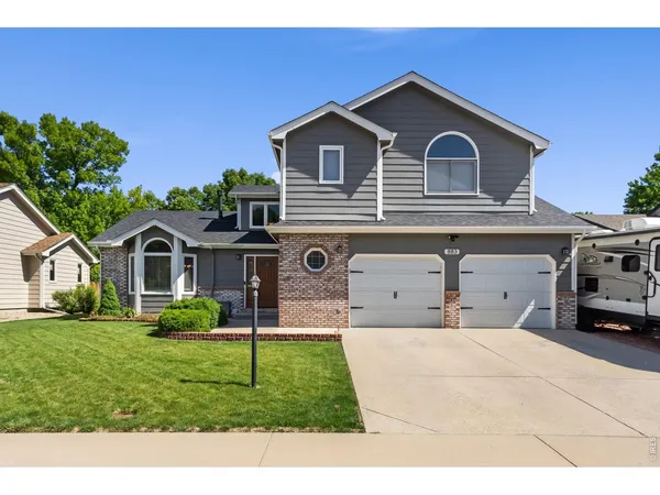$599,000 | 883 West 44th Street, Loveland, CO 80538