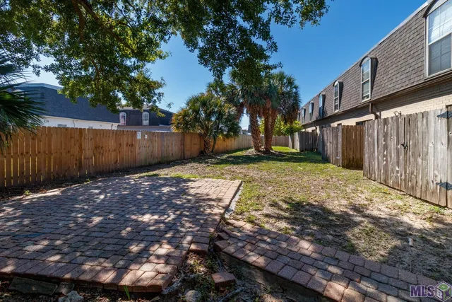 $1,350 | 4020 Rye Street, Unit 11, Metairie, LA 70002