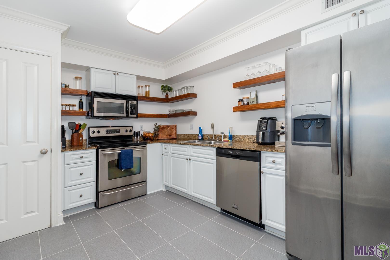 4020 Rye Street, Unit 11 Metairie, LA 70002 - Photo 5 of 12