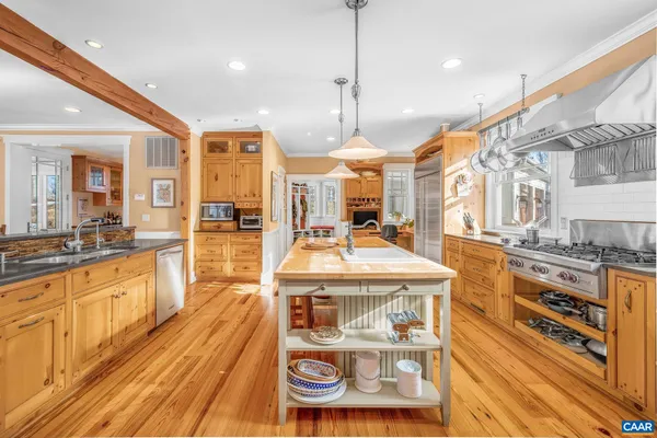 $2,345,000 | 3135 Rocks Farm Court, Charlottesville, VA 22903