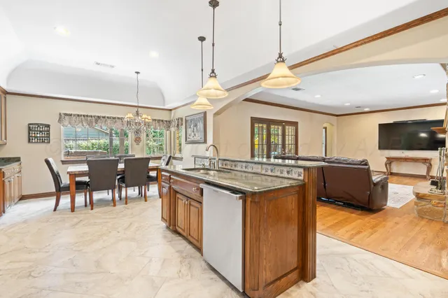 $699,999 | 3211 Bowie Street, Amarillo, TX 79109