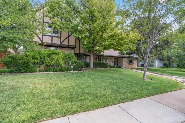 $699,999 | 3211 Bowie Street, Amarillo, TX 79109