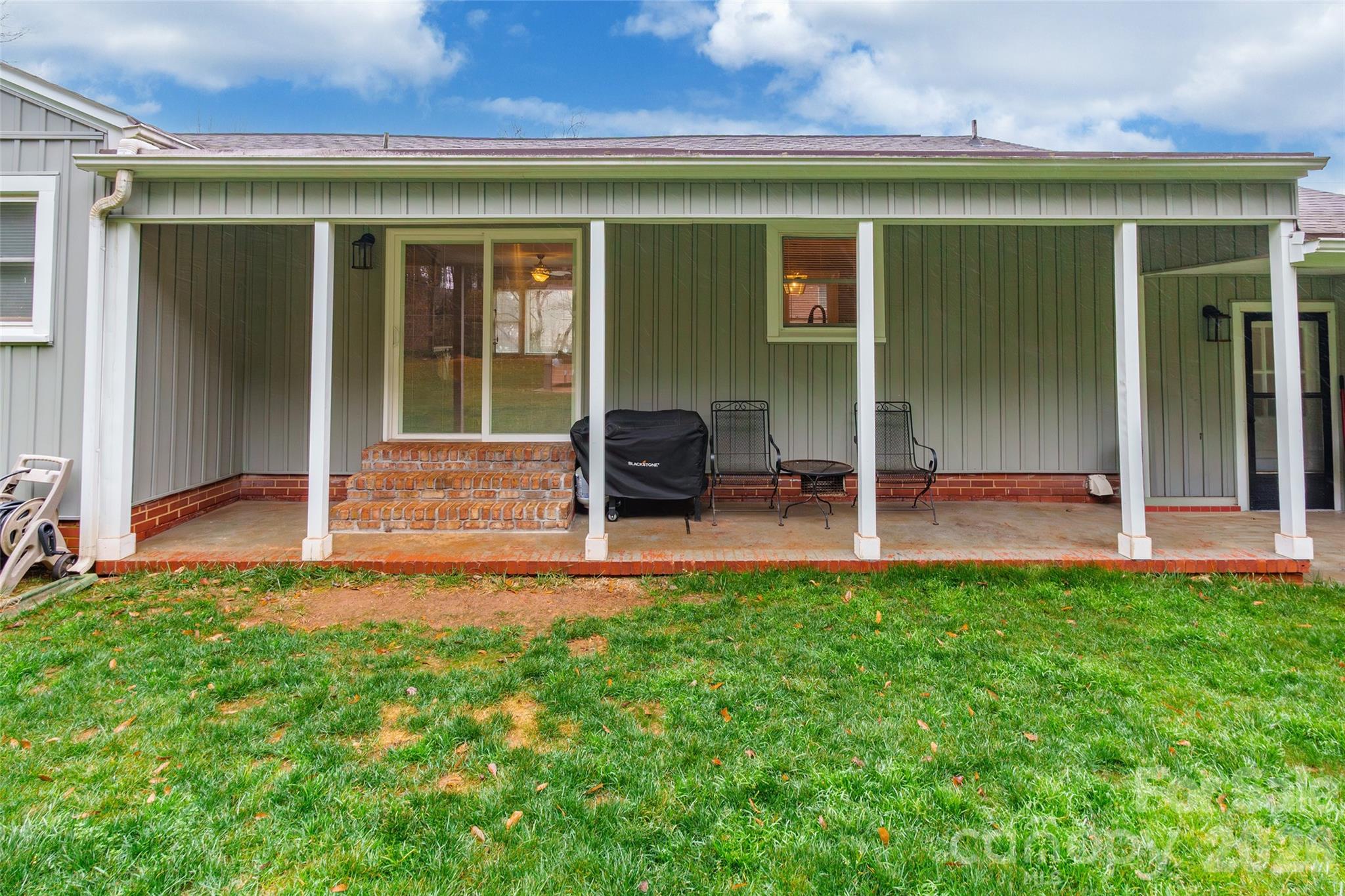 245 Mellon Road Belmont, NC 28012 - Photo 27 of 30 front view of a house with a yard