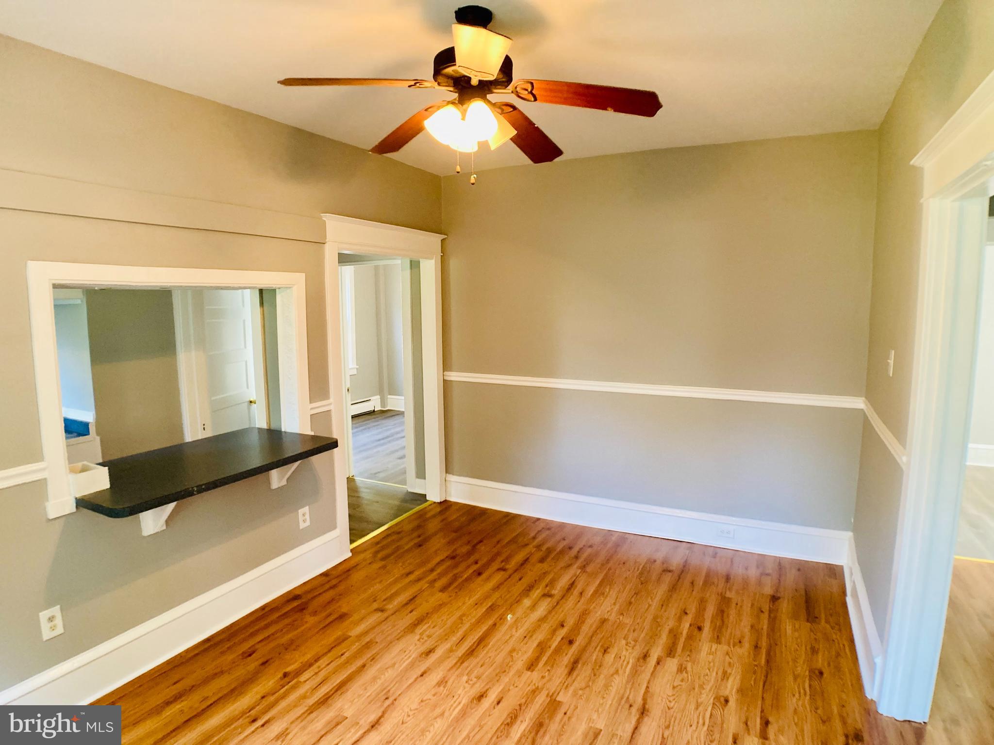 303 Kenny Street, Unit D Ridley Park, PA 19078 - Photo 4 of 21 Breakfast Bar / Dining Area