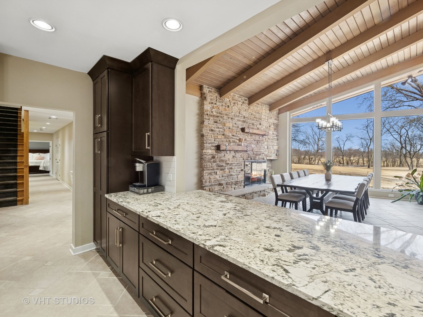 3305 Old McHenry Road Long Grove, IL 60047 - Photo 8 of 40 Gallery Image 8