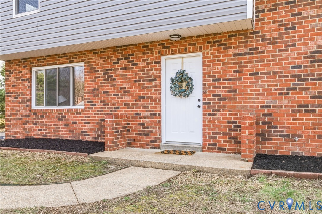 6241 Barrister Road Chesterfield, VA 23832 - Photo 8 of 33