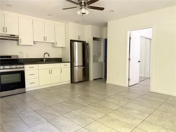 $1,900 | 7032 Keokuk Avenue, Winnetka, CA 91306