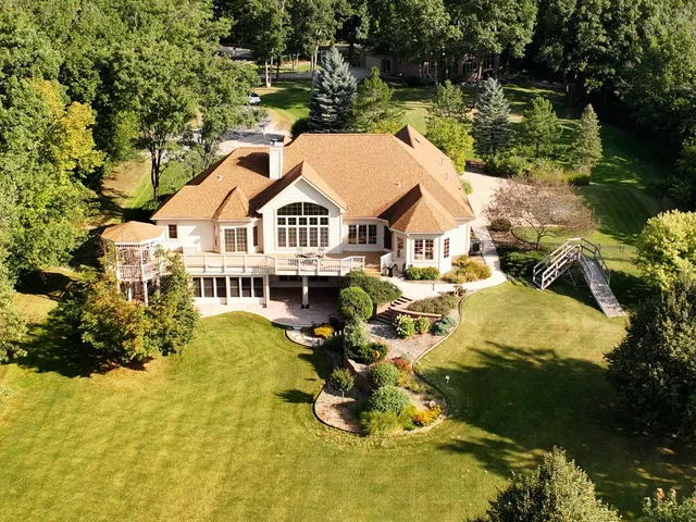 $1,050,000 | 14341 Marina Drive, Yorkville, WI 53177