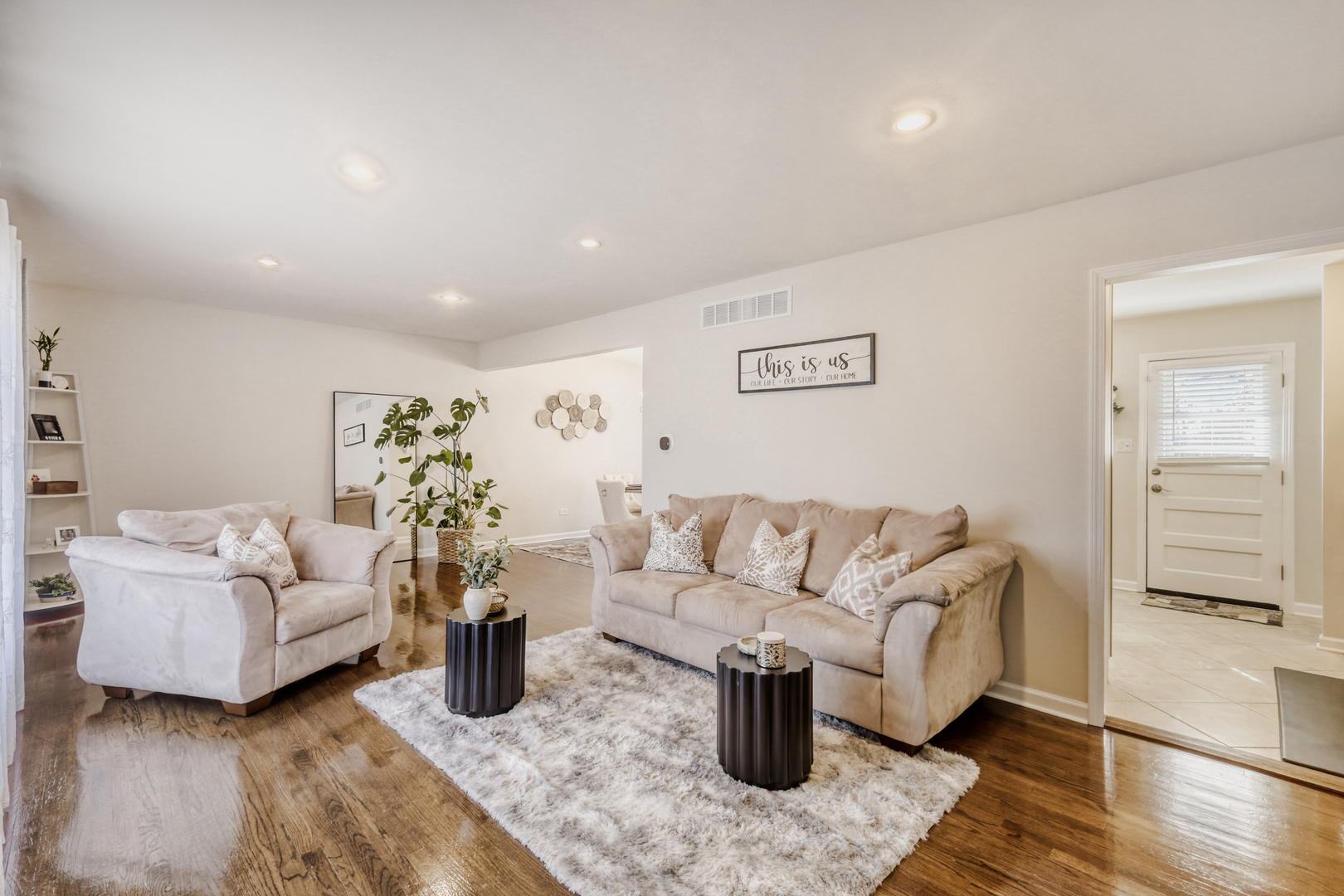 18-w025 73rd Street Darien, IL 60561 - Photo 3 of 19