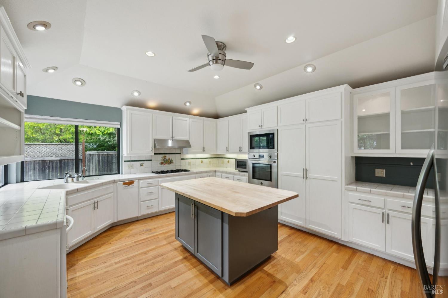 8610 Graton Road Sebastopol, CA 95472 - Photo 17 of 84