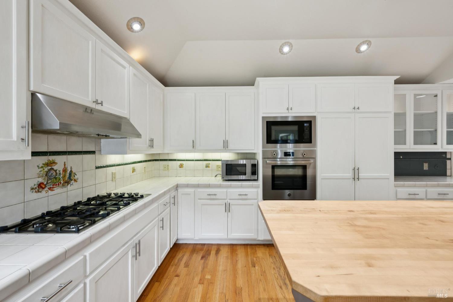 8610 Graton Road Sebastopol, CA 95472 - Photo 21 of 84