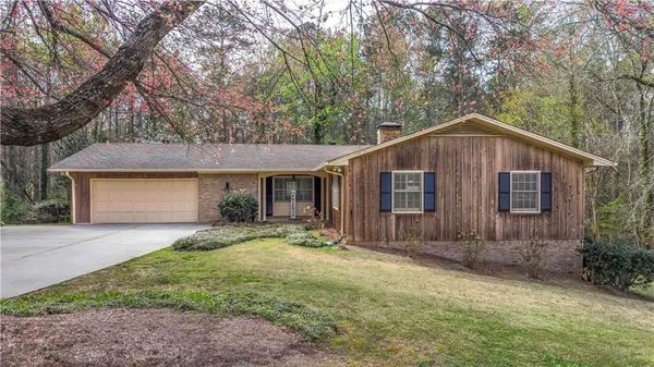 $427,000 | 811 Laurel Street, Bremen, GA 30110