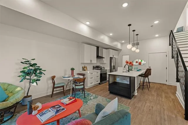 $499,000 | 1209 East 29th Street, Kansas City, MO 64109