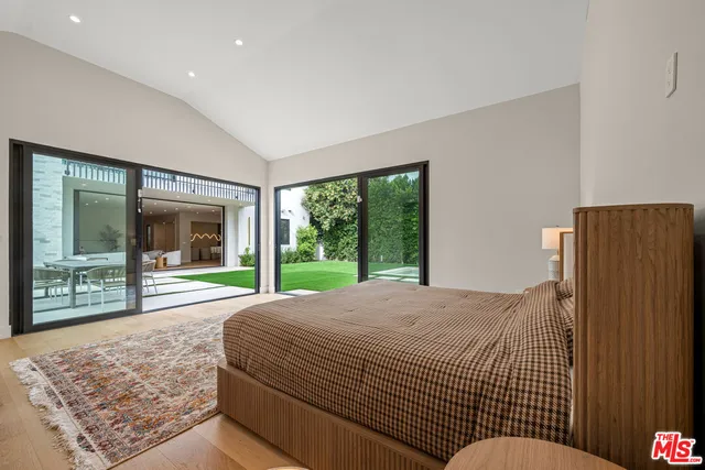 $17,900 | 4740 Sunnyslope Avenue, Sherman Oaks, CA 91423