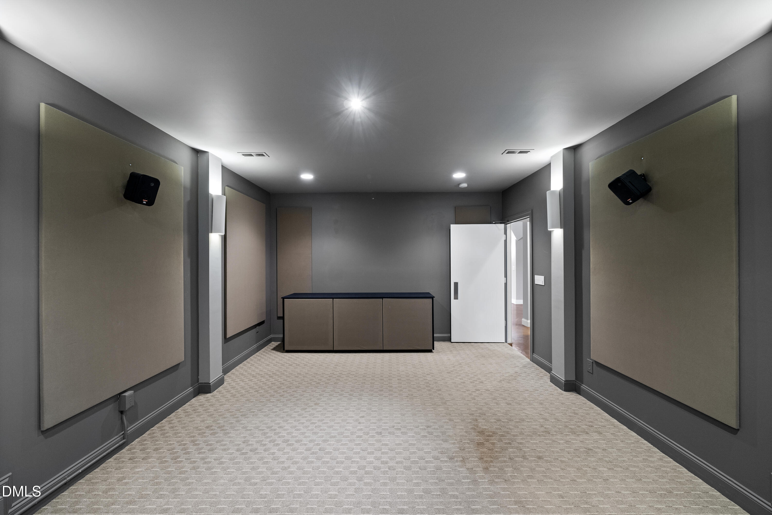 8110 Lloyd Allyns Way Raleigh, NC 27615 - Photo 49 of 66 DSC07354