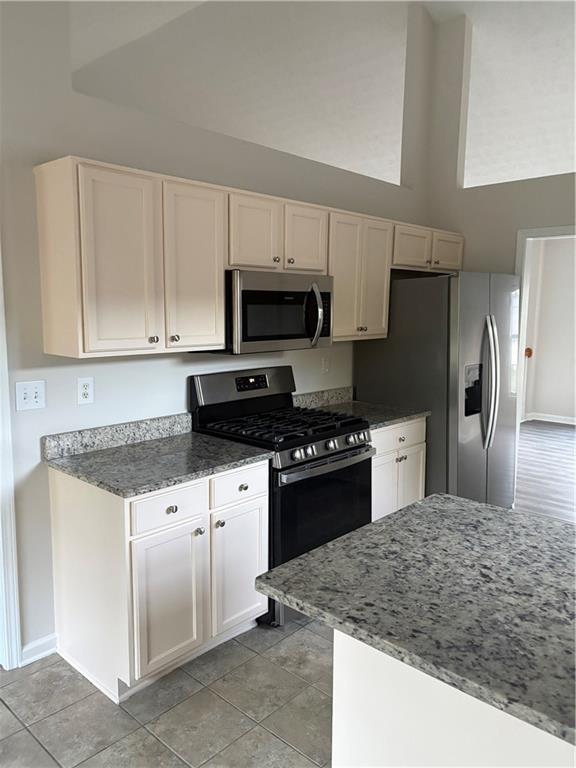 2575 Hamilton Chase Run Buford, GA 30519 - Photo 5 of 33