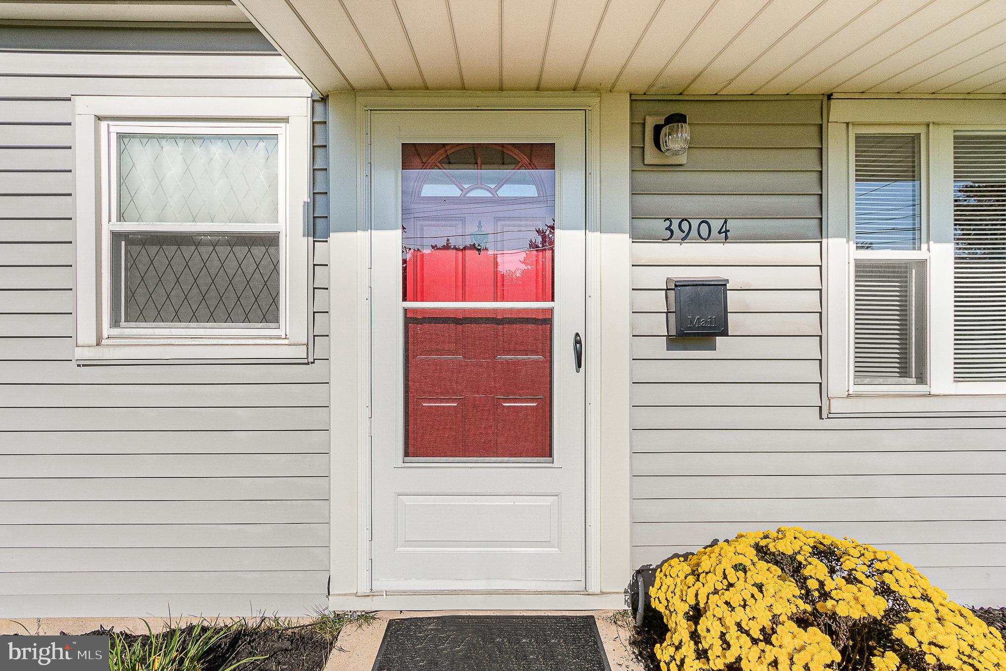3904 Rauch Street Harrisburg, PA 17109 - Photo 4 of 25 Gallery Image 4