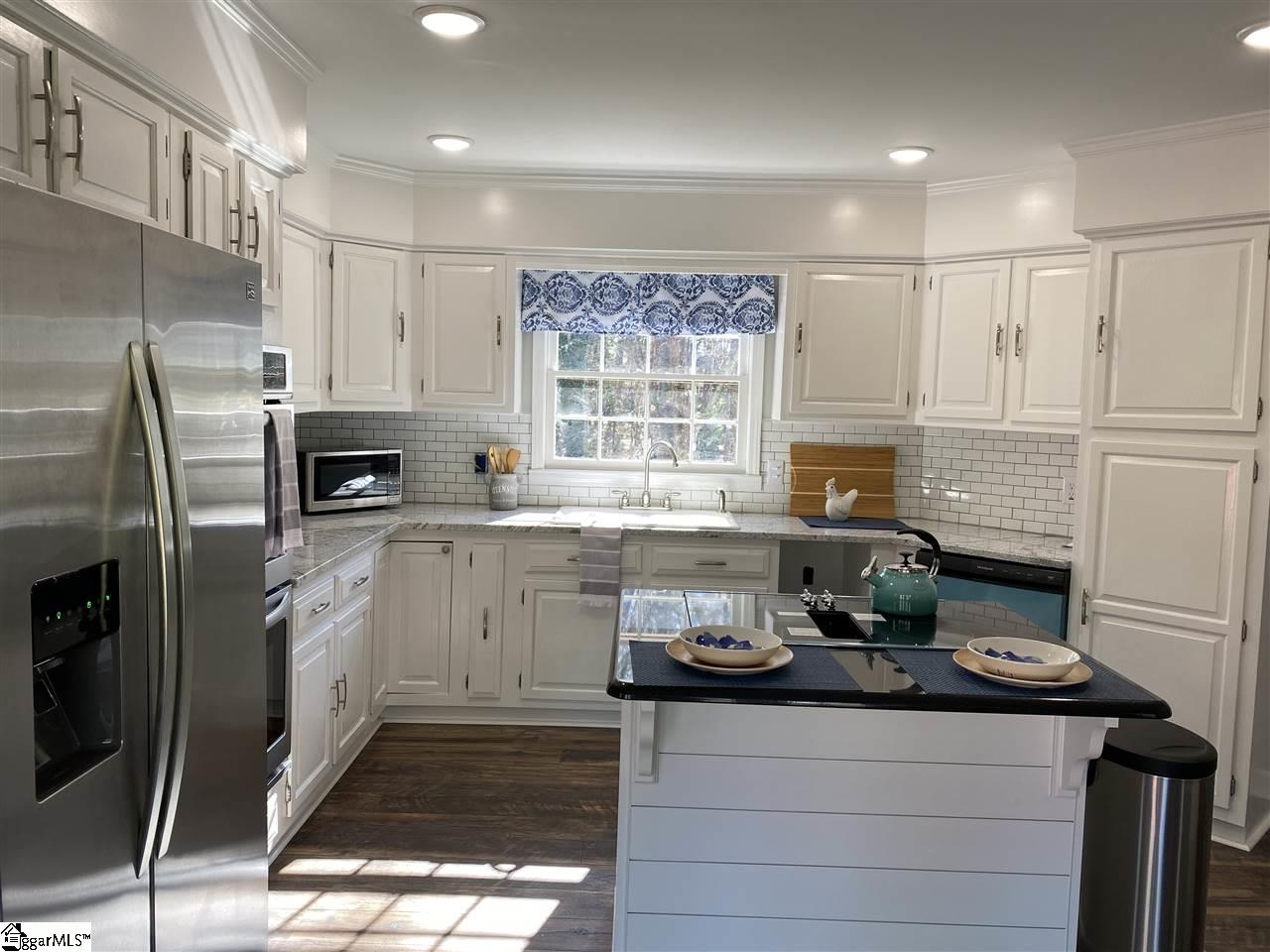 110 Cameron Way Anderson, SC 29621 - Photo 4 of 31