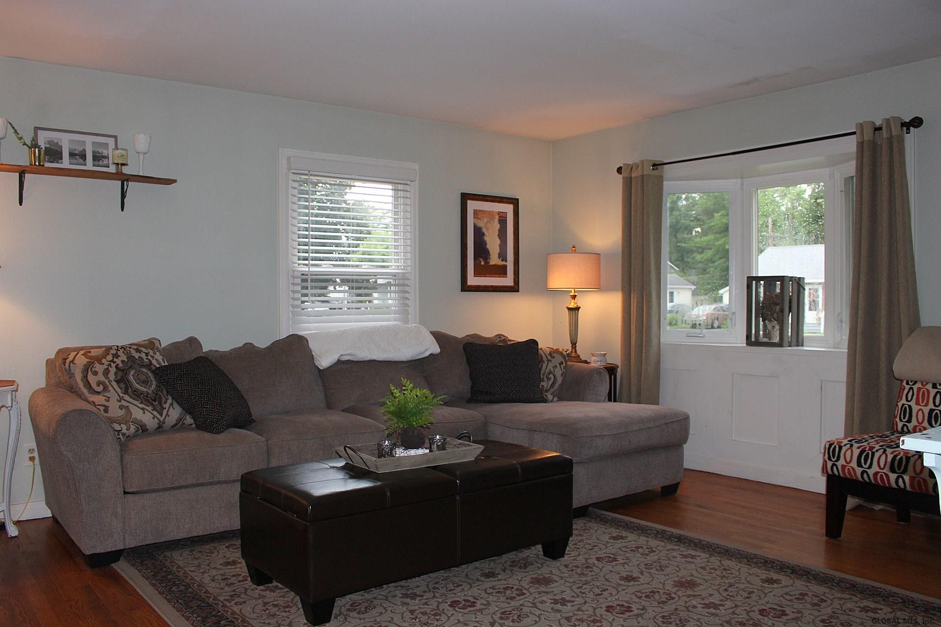 11 Wellington Road Bethlehem, NY 12054 - Photo 3 of 30 Photo 3