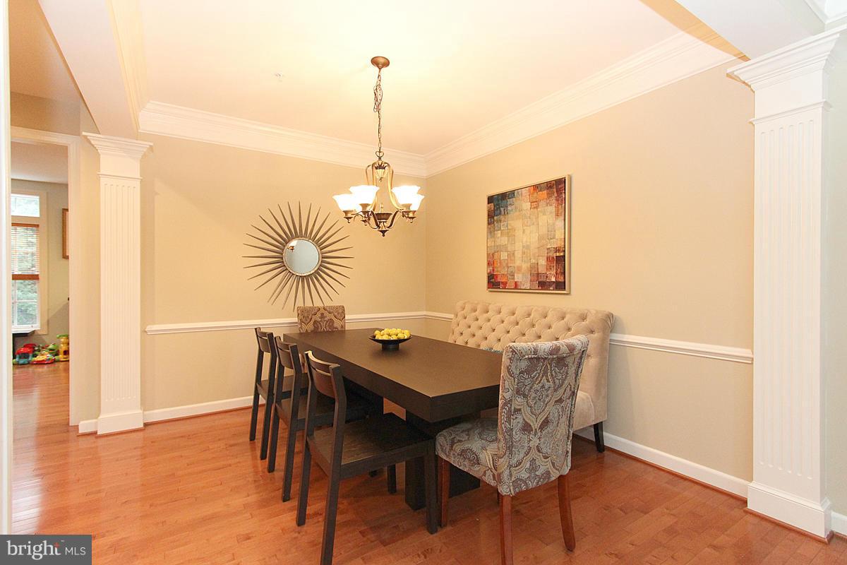 802 West Glebe Road Alexandria, VA 22305 - Photo 6 of 22 Dining Room