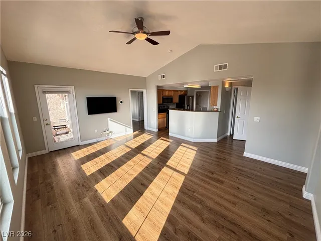 $1,685 | 10550 West Alexander Road, Unit 2223, Las Vegas, NV 89129