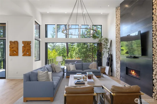 $2,450,000 | 3847 Swiftwater Drive, Cle Elum, WA 98922