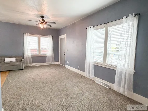 $275,000 | 645 West 1st North, St. Anthony, ID 83445