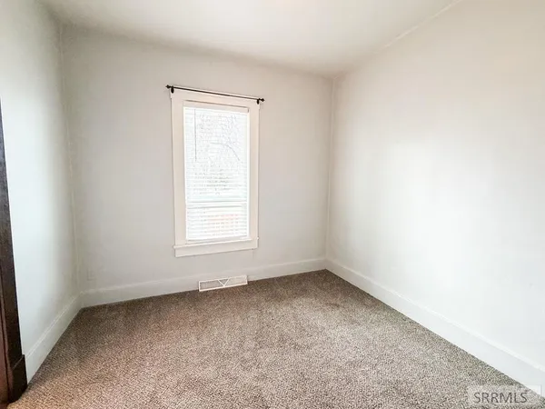$275,000 | 645 West 1st North, St. Anthony, ID 83445