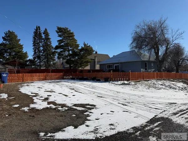 $275,000 | 645 West 1st North, St. Anthony, ID 83445