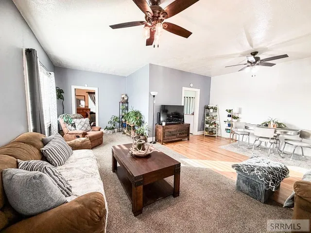 $295,500 | 645 West 1st North, St. Anthony, ID 83445