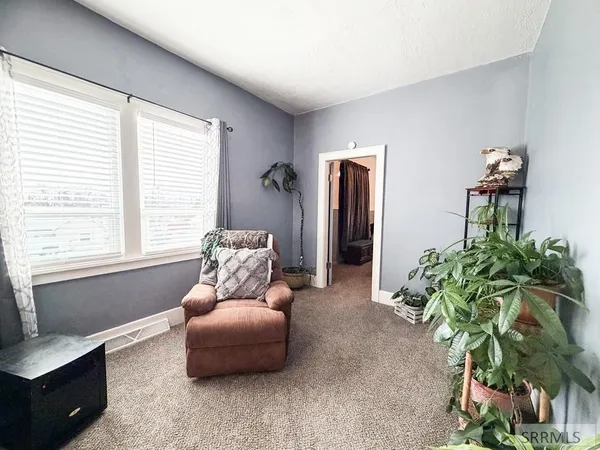 $275,000 | 645 West 1st North, St. Anthony, ID 83445