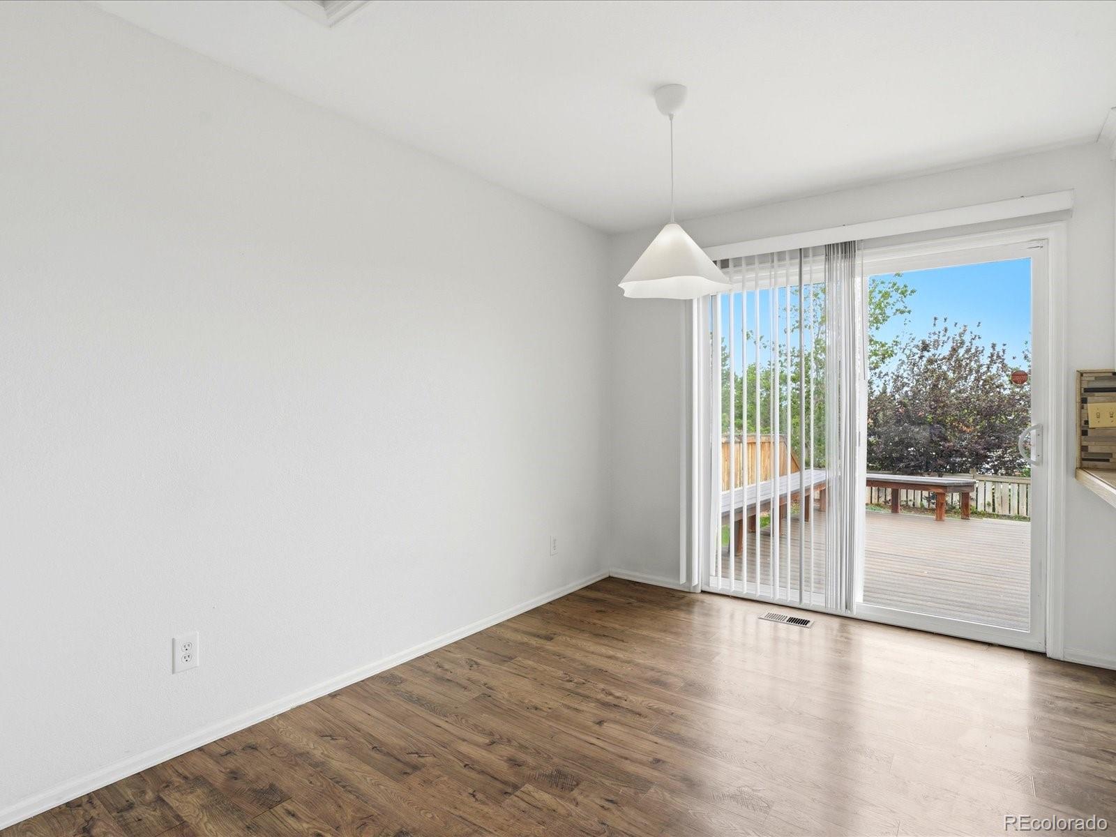 617 Ridgeglen Way Highlands Ranch, CO 80126 - Photo 6 of 32 Gallery Image 6