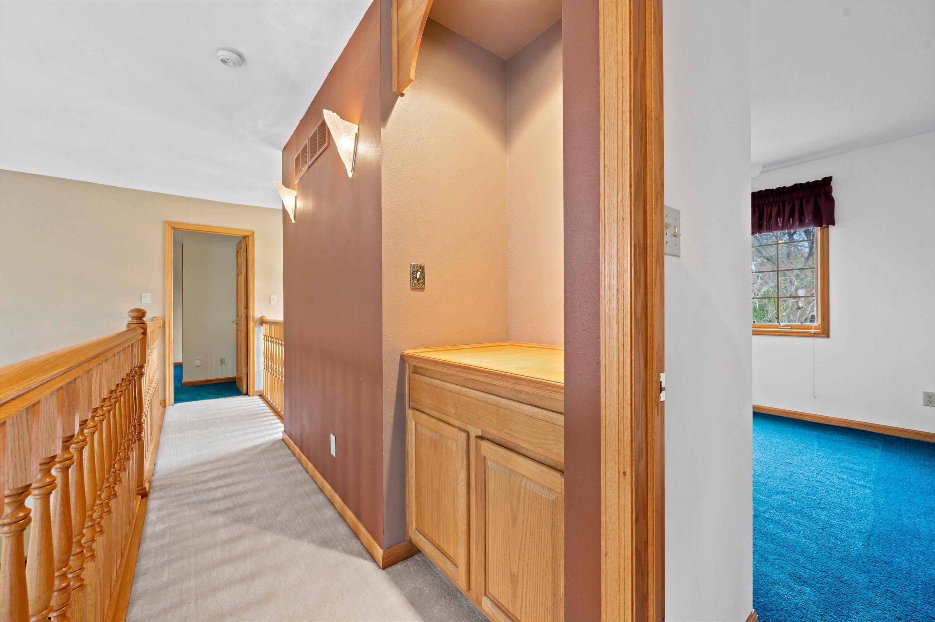 4009 Hickory Knoll Road Delafield, WI 53029 - Photo 24 of 43 Cat Walk with Built In