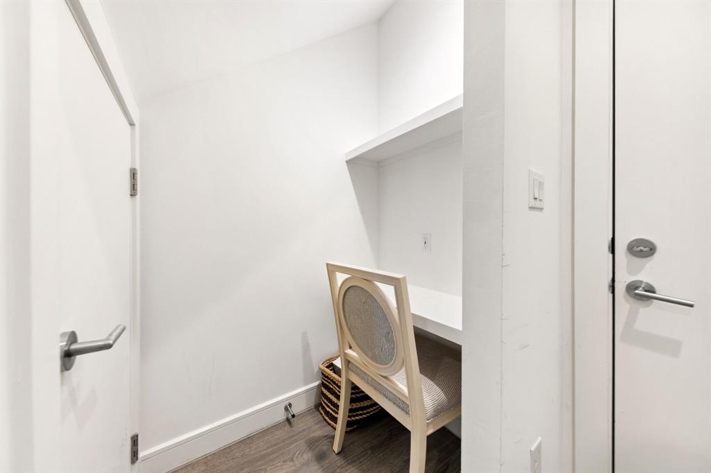 3880 Munger Avenue, Unit 2 Dallas, TX 75204 - Photo 4 of 29 a view of a livingroom with furniture and a window