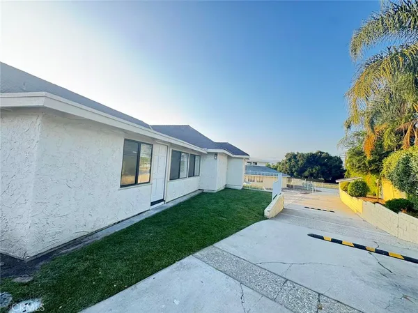 $5,800 | 3233 East Cameron Avenue, West Covina, CA 91791