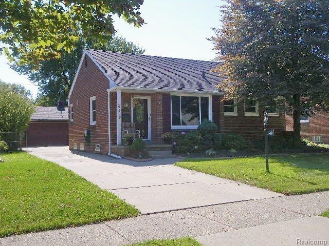 303 Normandy Road Royal Oak, MI 48073 - Photo 2 of 15 Front N