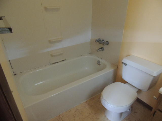 2637 Southwest Ace Road Port St. Lucie, FL 34953 - Photo 14 of 32 Bath_Master