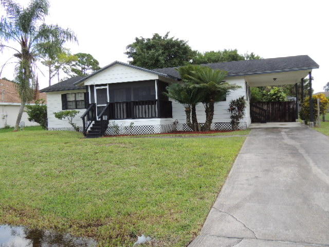 2637 Southwest Ace Road Port St. Lucie, FL 34953 - Photo 7 of 32 FrontView