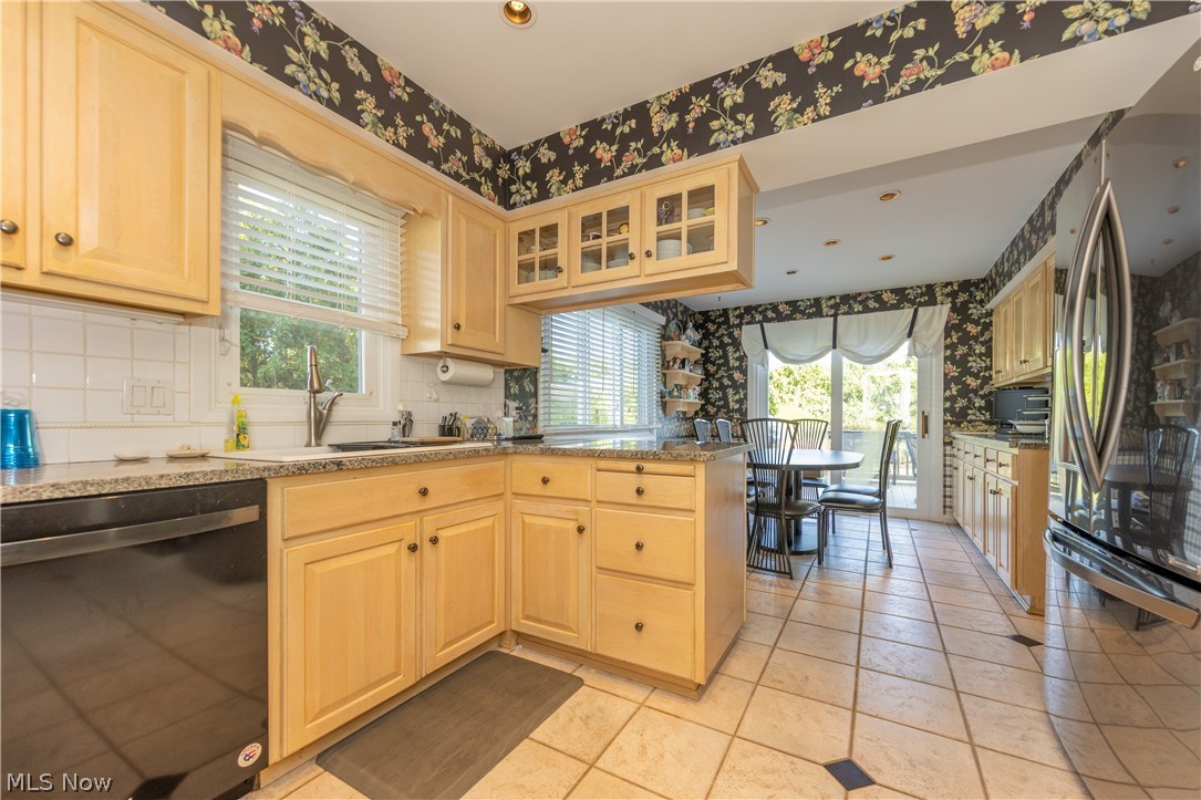 24905 Hazelmere Road Beachwood, OH 44122 - Photo 10 of 29