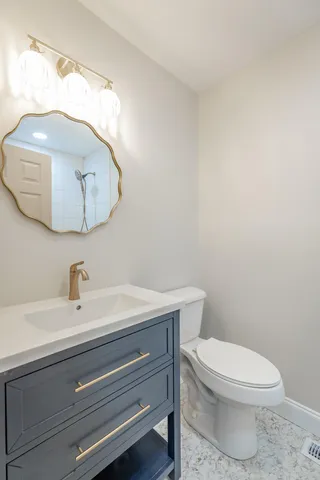 $489,000 | 114 Mountain View Drive, Jasper, TN 37347